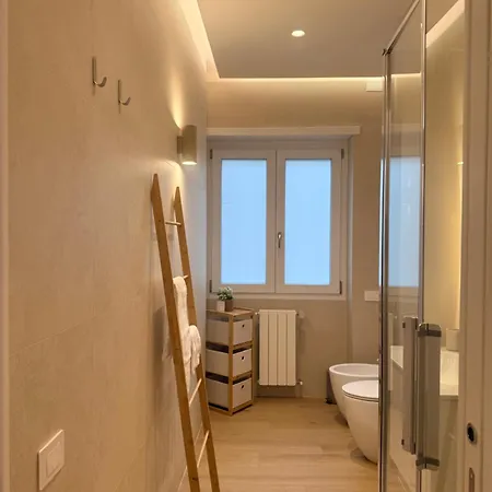 Domus Silvestri * Roma